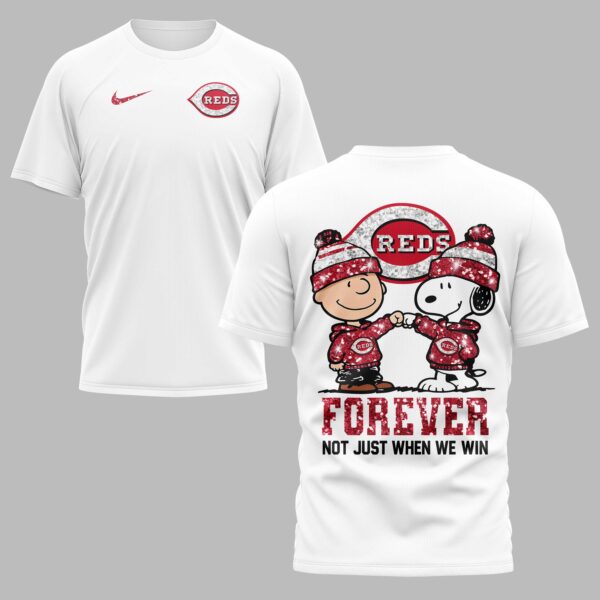 Cincinnati Reds “FOREVER - Not Just When We Win” Snoopy & Charlie Glitter Friendship Premium T-Shirt PH00002